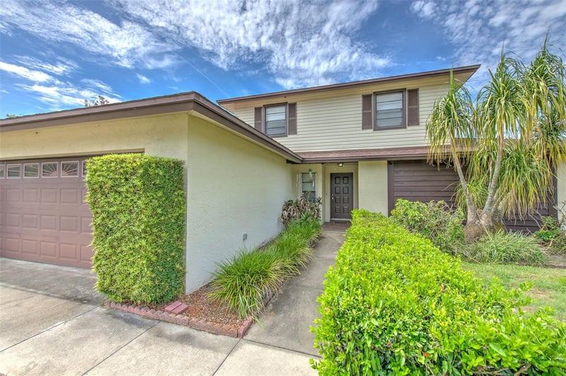 2315 Southern Lites Ave, Lutz, FL 33549