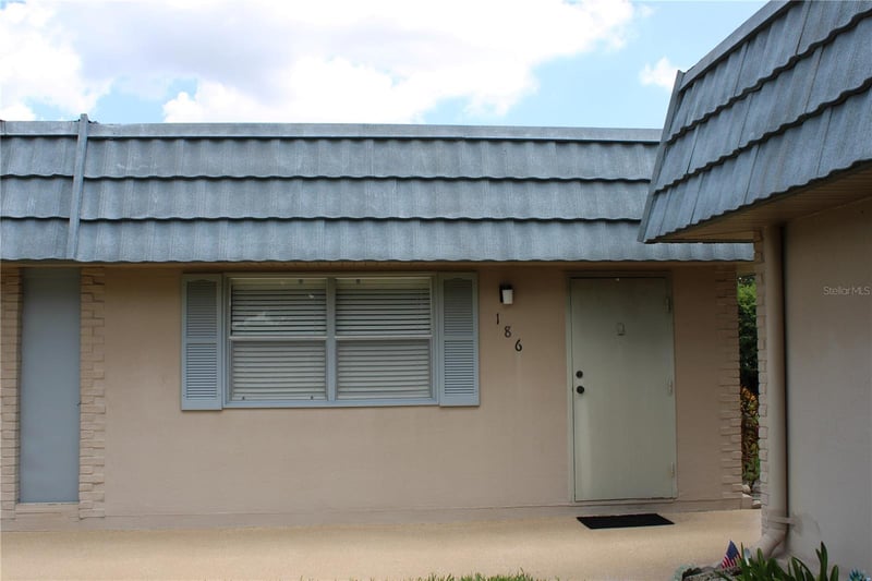 1802 Bedford Ter #186, Sun City Center, FL 33573