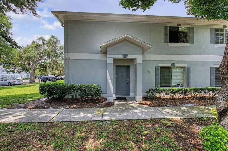 7434 Bank Dr, Tampa, FL 33617