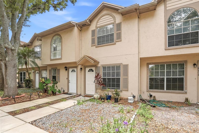 2209 Fletchers Point Cir, Tampa, FL 33613