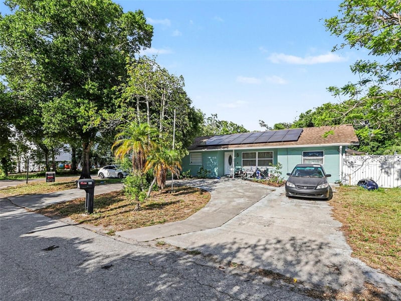 415 Oakmount Rd, Clearwater, FL 33765