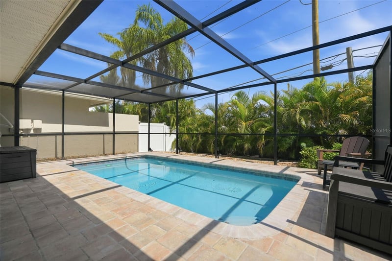 124 Colony South Dr, Tarpon Springs, FL 34689