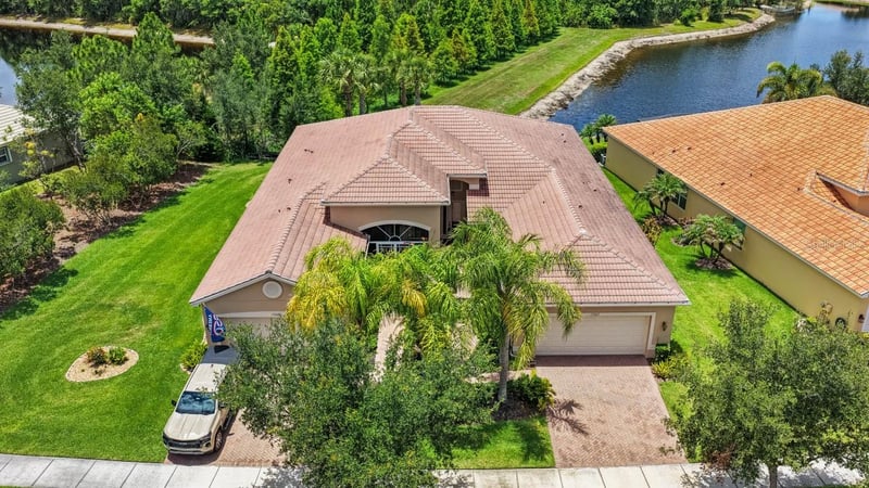 15665 Aurora Lake Cir, Wimauma, FL 33598