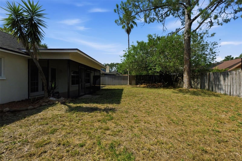 1512 Bay View St, Tarpon Springs, FL 34689