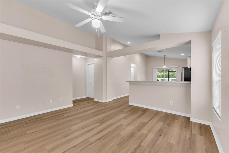 11920 Whisper Creek Dr, Riverview, FL 33569