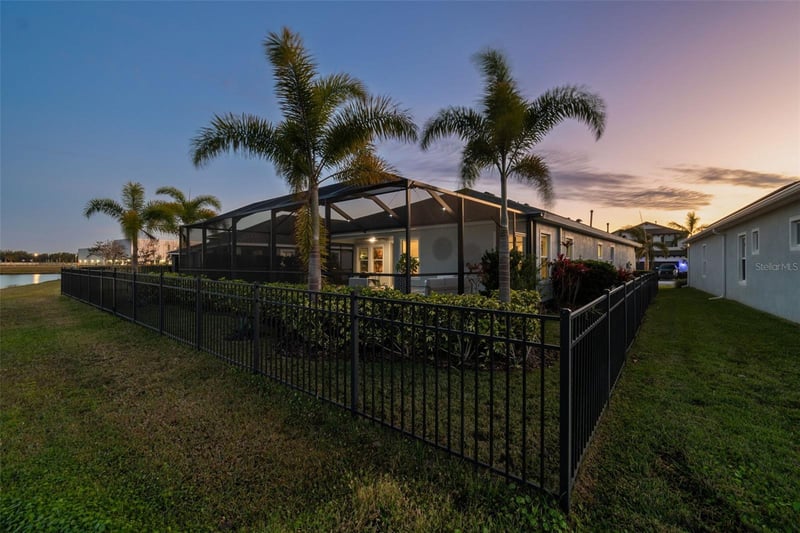5424 Silver Sun Dr, Apollo Beach, FL 33572