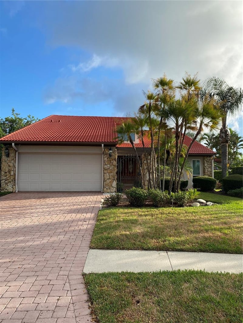 7011 Pelican Island Dr, Tampa, FL 33634