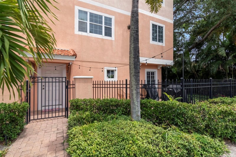 3025 Grovewood Ct #3, Tampa, FL 33629