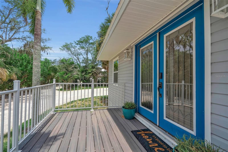 1057 Bayshore Dr, Terra Ceia, FL 34250