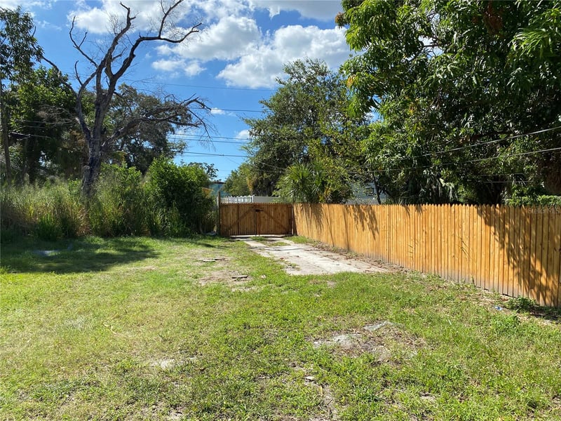 1847 19th St, St Petersburg, FL 33712