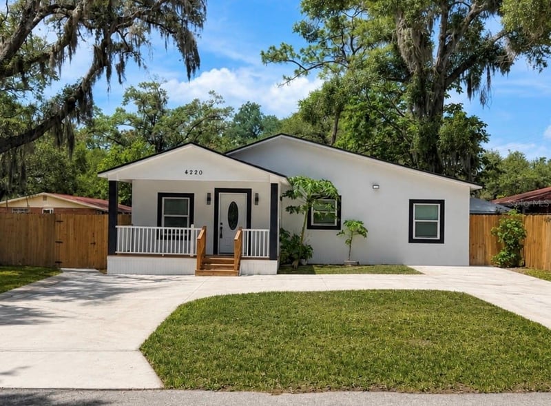4220 Eva St, Tampa, FL 33617