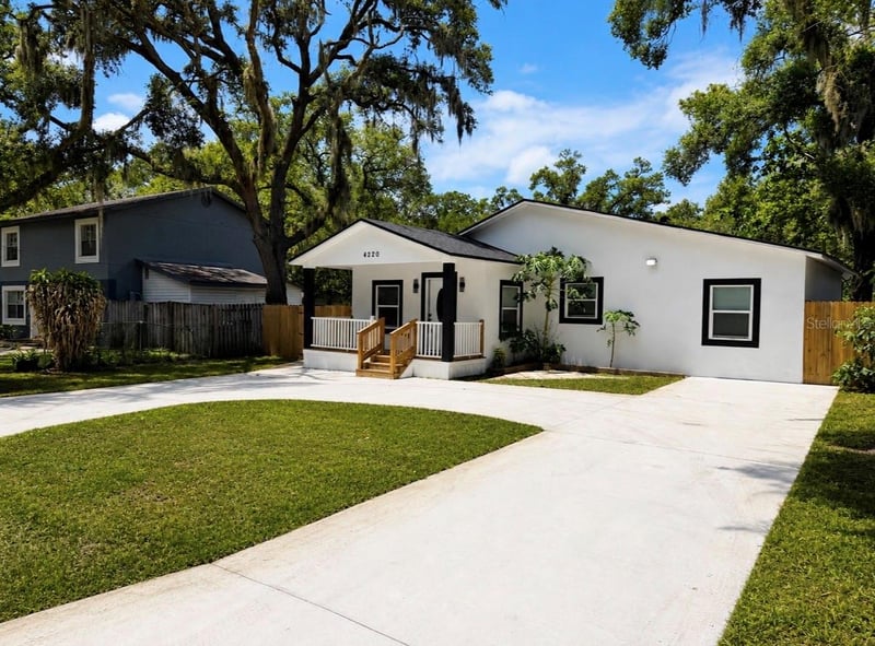 4220 Eva St, Tampa, FL 33617