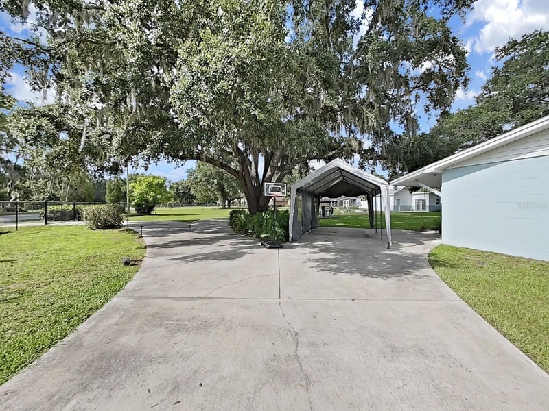 3707 Bloomingdale Ave, Valrico, FL 33596