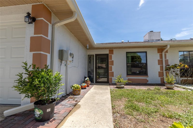 2013 Dover Ct, Oldsmar, FL 34677