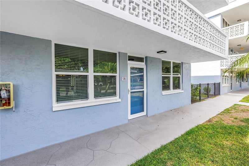 4715 Bay St #135, St Petersburg, FL 33703