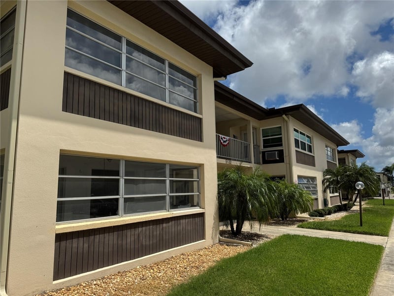 5132 Amulet Dr #101, New Port Richey, FL 34652