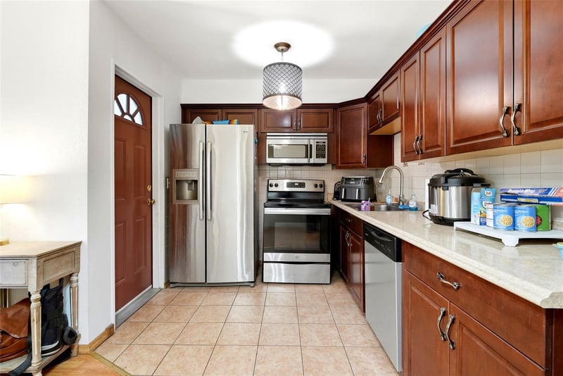 7301 8th St, St Petersburg, FL 33702