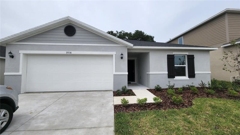 9938 Mesic Woods Ave, Seffner, FL 33584