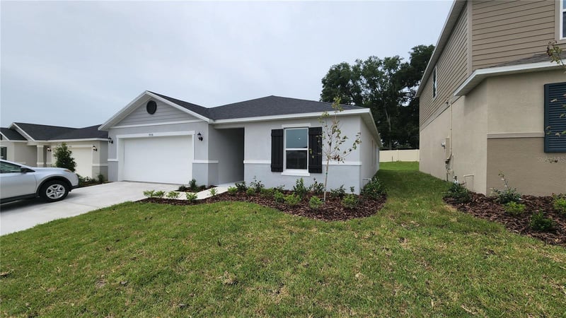 9938 Mesic Woods Ave, Seffner, FL 33584