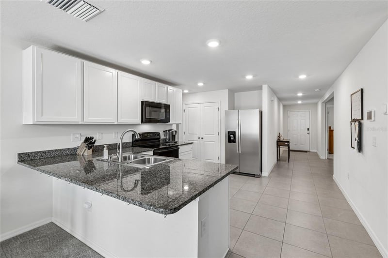 10208 Golden Light Ct, Riverview, FL 33578