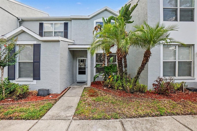 6236 Osprey Lake Cir, Riverview, FL 33578