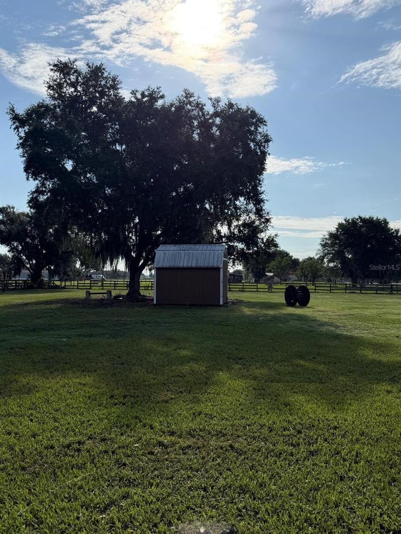 10820 County Road 39, Lithia, FL 33547