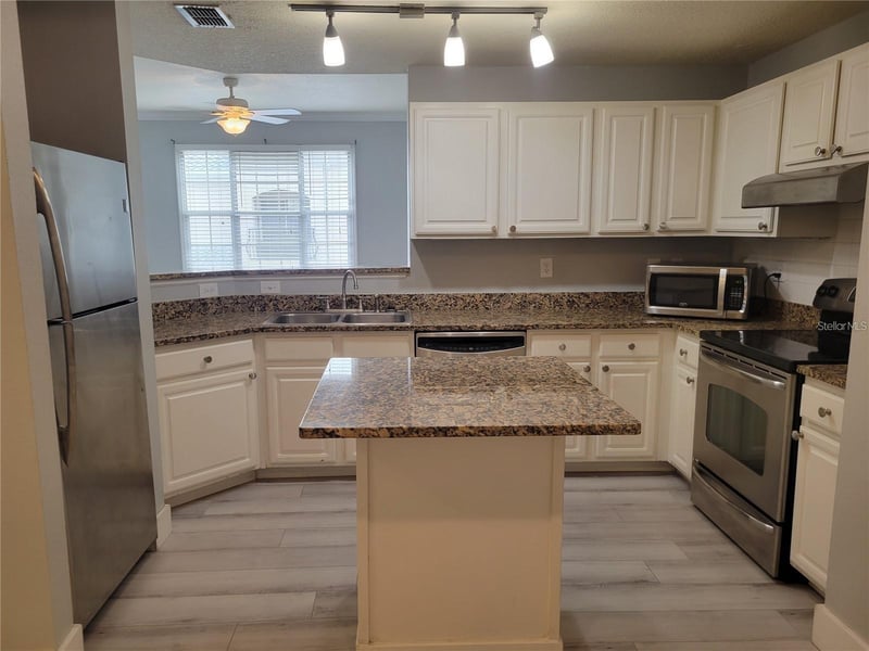 501 Knights Run Ave #1113, Tampa, FL 33602