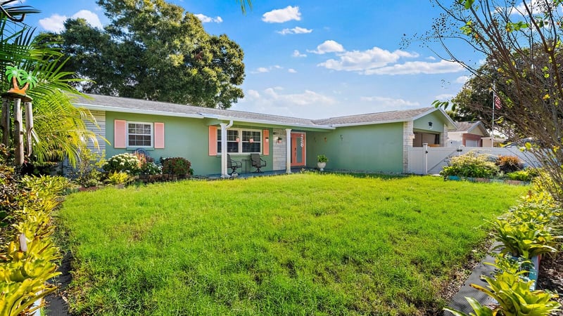 12859 Ridge Rd, Largo, FL 33778