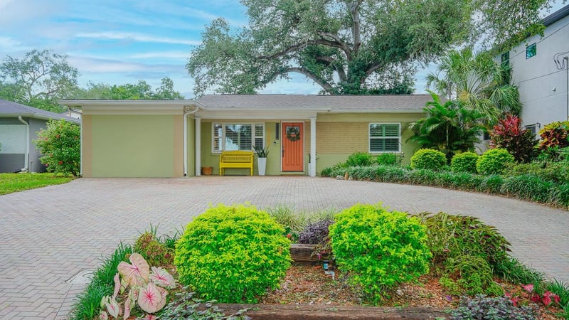 3207 Nassau St, Tampa, FL 33607