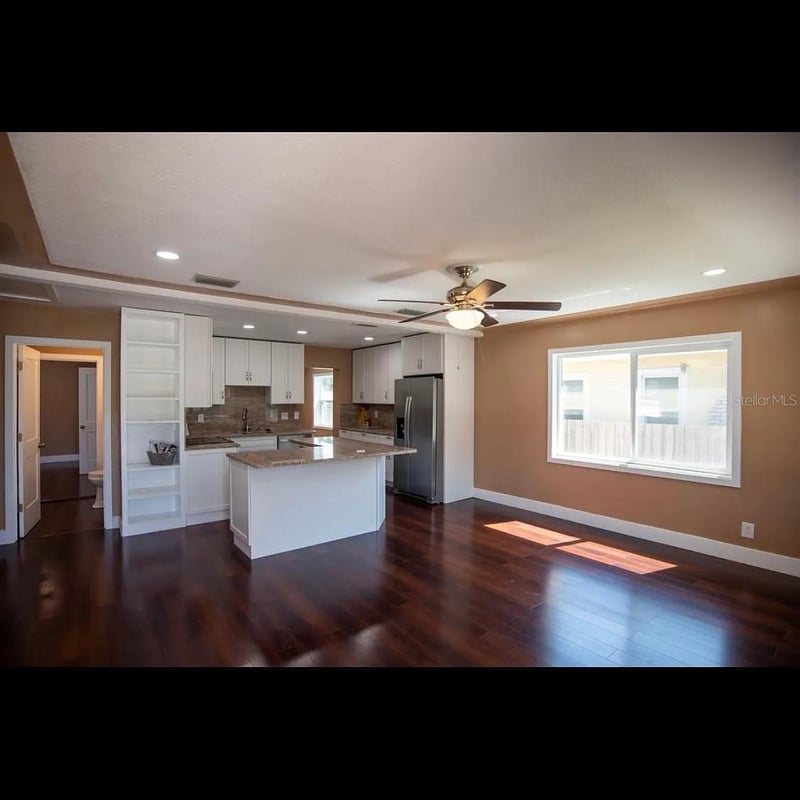 1329 34th Ave, St Petersburg, FL 33704