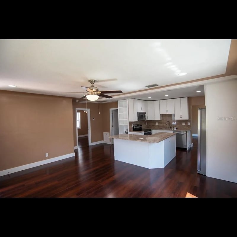 1329 34th Ave, St Petersburg, FL 33704