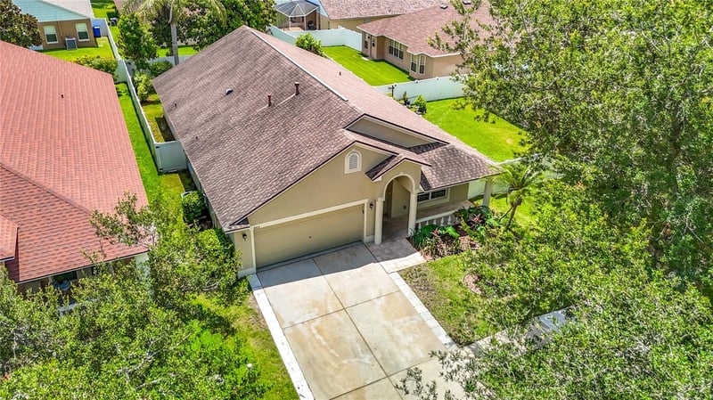 805 Lesa Glen Pl, Brandon, FL 33510