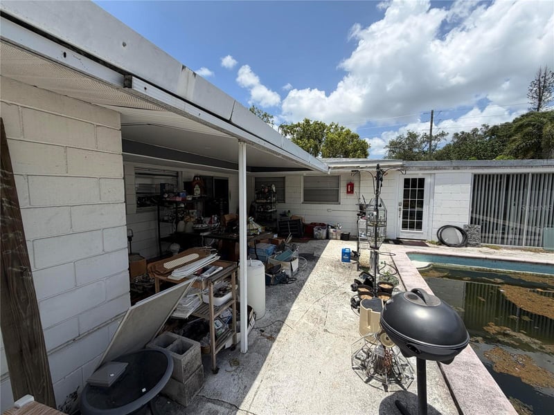 6710 Mango Ave, St Petersburg, FL 33707