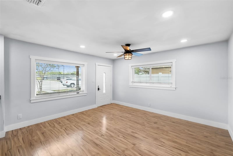 3712 Clearfield Ave, Tampa, FL 33603