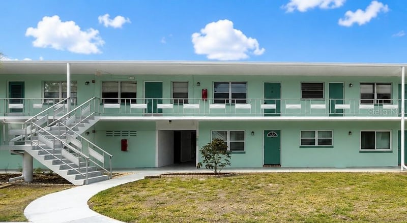 5850 21st St #15, St Petersburg, FL 33714