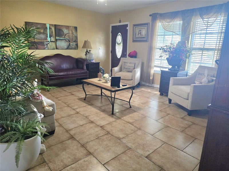 7309 Connecticut Ave, Sarasota, FL 34243