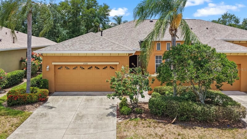 2128 Sifield Greens Way #13, Sun City Center, FL 33573