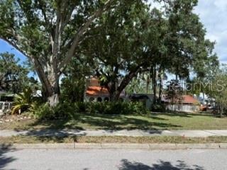 219 24 St, Bradenton, FL 34205