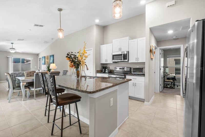 15477 Miller Creek Dr, Sun City Center, FL 33573