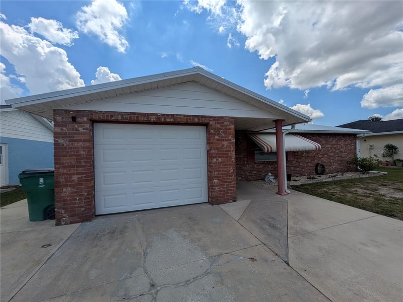 6212 18th St, Zephyrhills, FL 33542