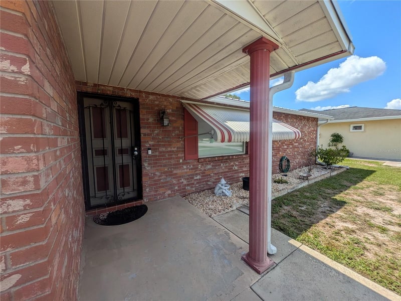 6212 18th St, Zephyrhills, FL 33542