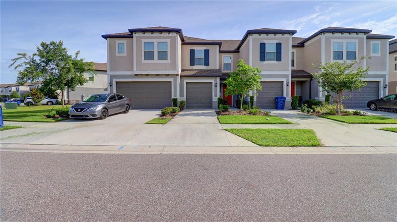 31632 Blue Passing Loop, Wesley Chapel, FL 33545