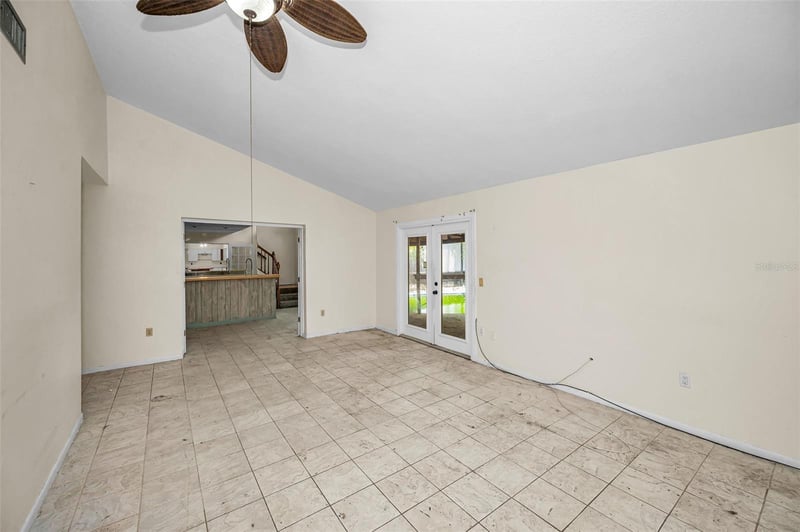 1200 Court St, Tarpon Springs, FL 34689