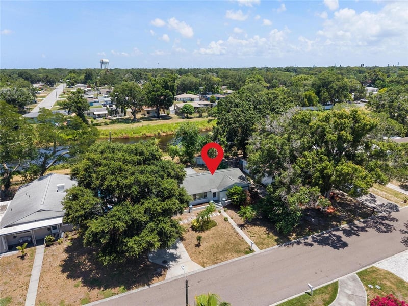 1428 Pinebrook Dr, Clearwater, FL 33755