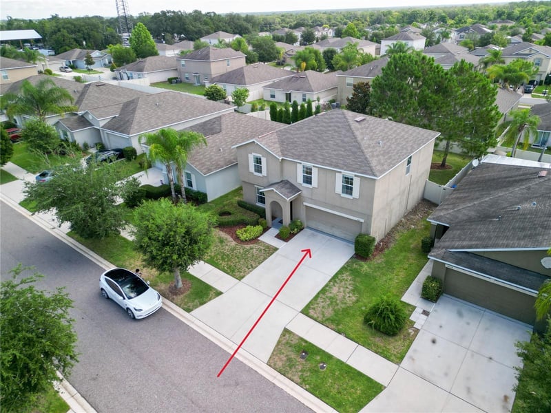 3621 Kearsney Abbey Cir, Dover, FL 33527