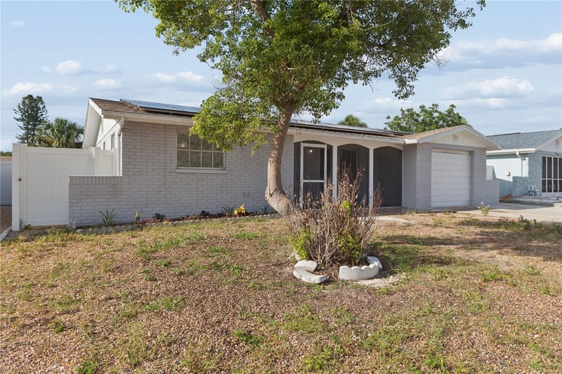 6835 Mesa Verde St, Port Richey, FL 34668