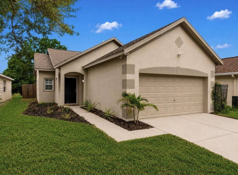 7853 Bristol Park Dr, Apollo Beach, FL 33572
