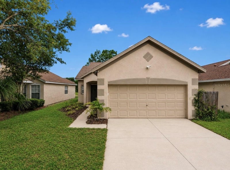 7853 Bristol Park Dr, Apollo Beach, FL 33572