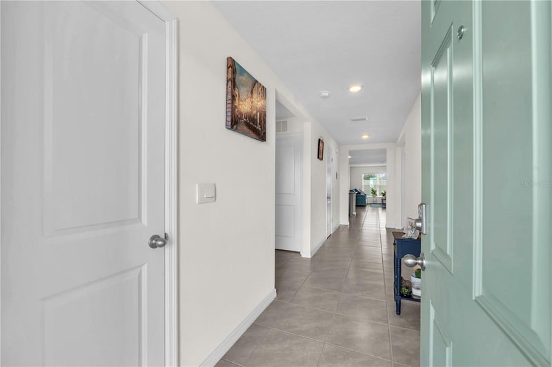 5166 Plumeria Dr, Wimauma, FL 33598