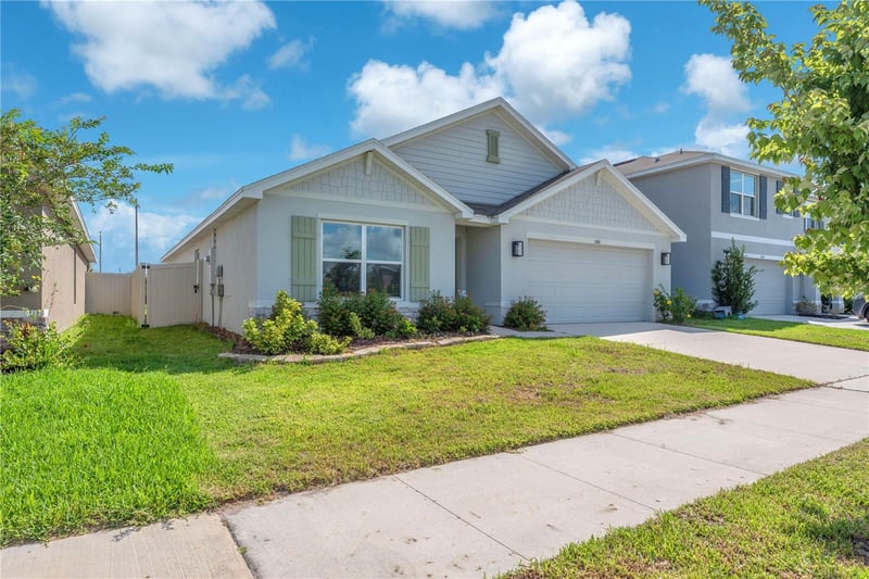 5166 Plumeria Dr, Wimauma, FL 33598